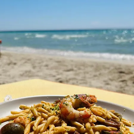 Dimora Mediterranea Holiday home *